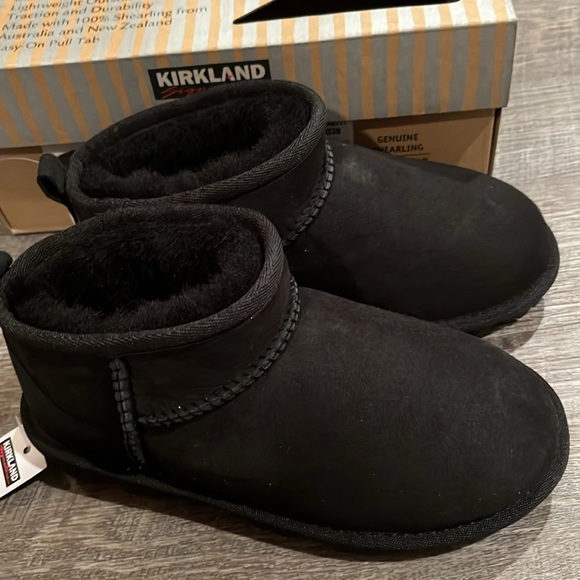 Kirkland Kid’s shearling Ankle boots - Picture 6 of 6